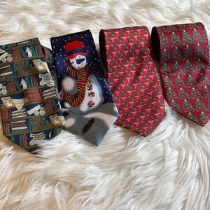 Random 4 holiday tie lot (1 emt med professional)